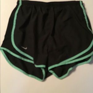Woman’s Nike Jogging Shorts